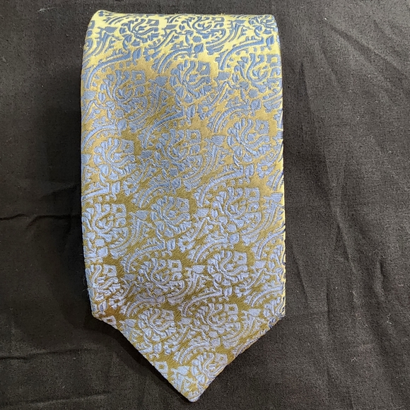Vintage Charvet Place, 100% silk Tie. Peridot and Blue, 58x3.5 inches - Picture 1 of 3